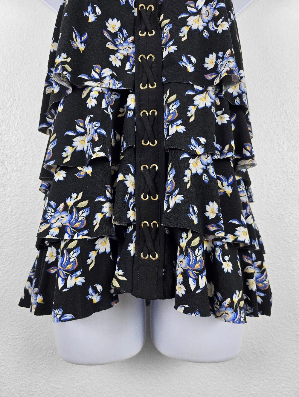 WHBM | Black + Multicolor Floral Tiered Ruffle Lace Front Tank Top Size Small - Picture 4 of 12